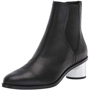 Rebecca Minkoff Black Booties size 6